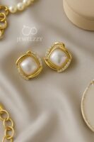 Ocean Pearl Glow Earstuds