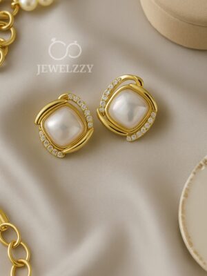 Ocean Pearl Glow Earstuds