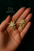 Daisy Dew Pearl Earstuds