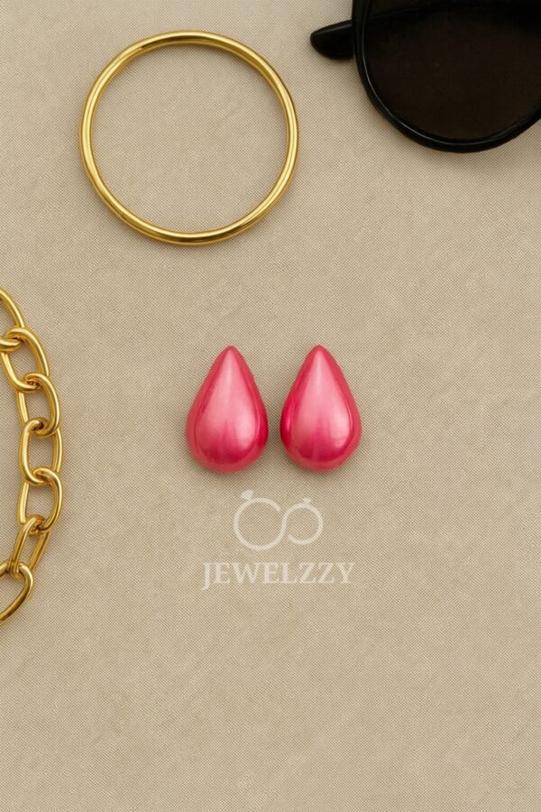 Rosé Luxe Teardrop Earstuds