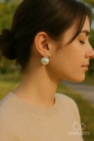 Glimmer Dot Pearl Studs