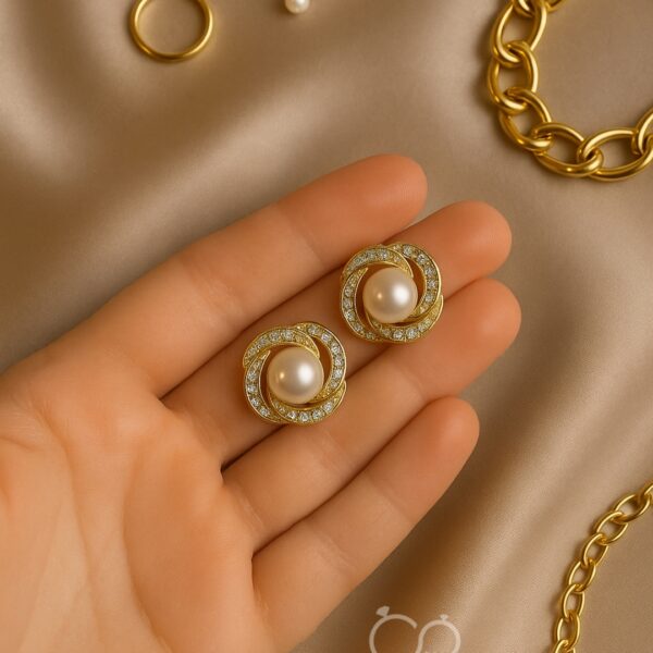 Opulent Swirl Earstuds